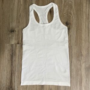 Lululemon swiftly tech tank white size 6